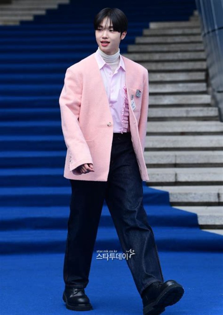 Son Dong Pyo - Net Worth, Age, Height, Birthday, Bio, Wiki!