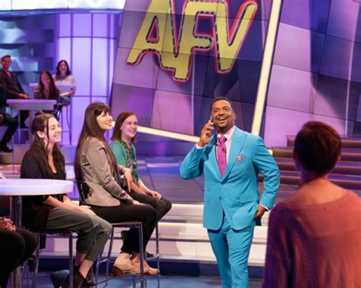 Survivor: Kaoh Rong Recap – Anna Sent Home: Season 32 Episode 5 “The Devils We Know”