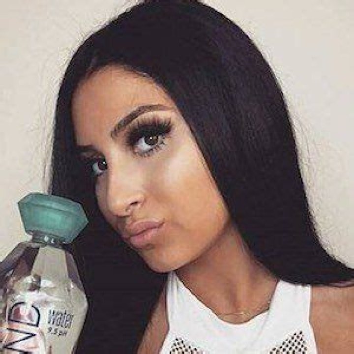 Tamaraxoxxo Net Worth, Age, Height, Bio, Birthday, Wiki!