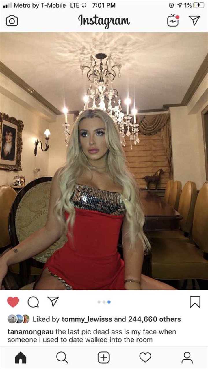 Tana Mongeau’s Obsession With Makeup And Facetune Has Sparked Several Controversies