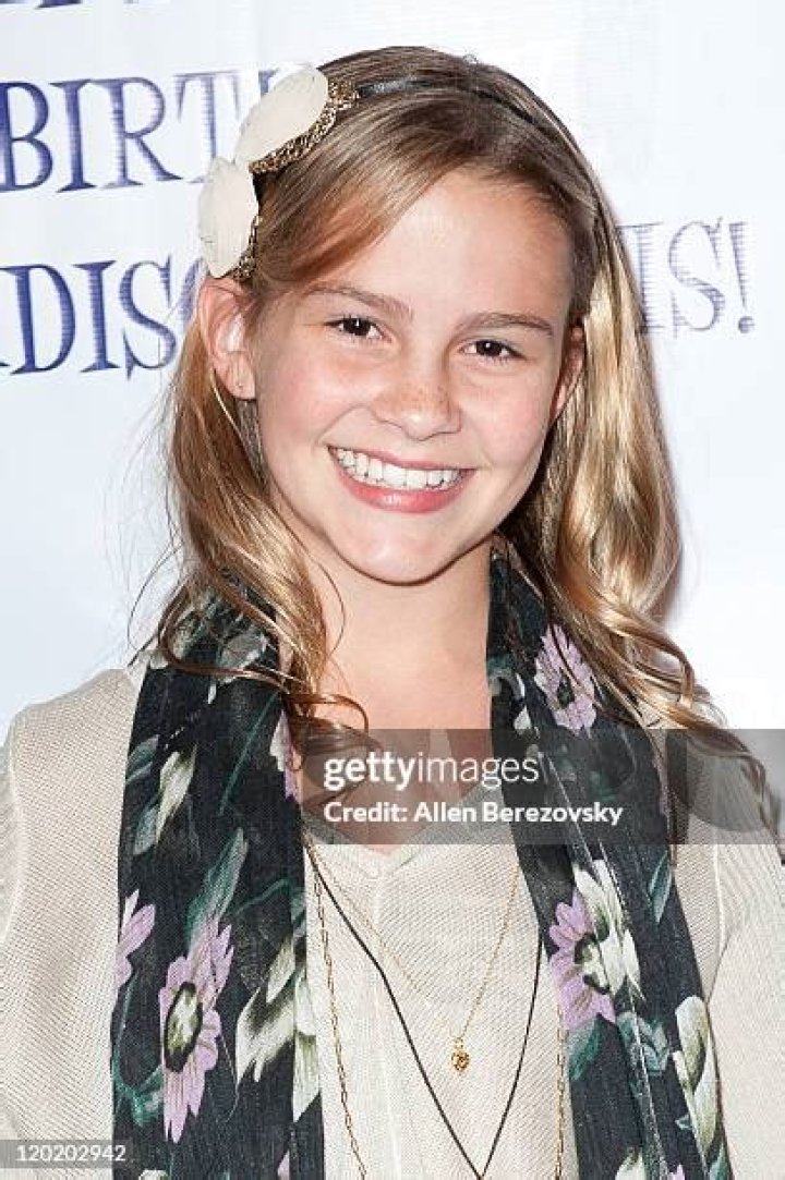 Taylar Hender - Net Worth, Age, Height, Birthday, Bio, Wiki!