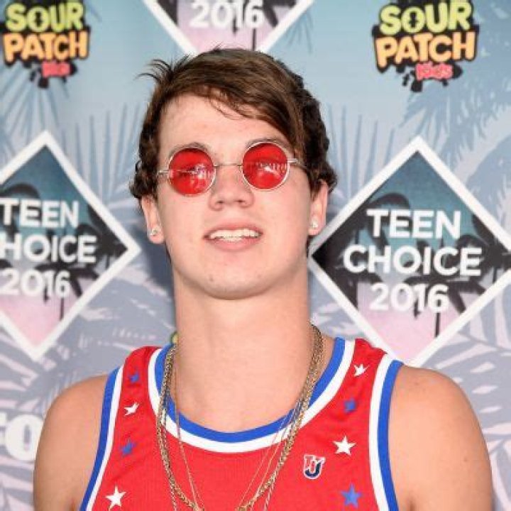 Taylor Caniff- Wiki, Age, Height, Net Worth, Girlfriend, Career