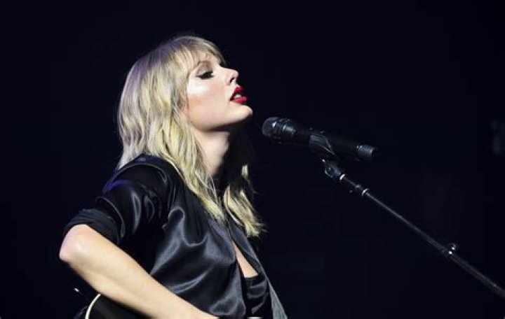 Taylor Swift Is Premiering Her 'City of Lover Concert' on ABC