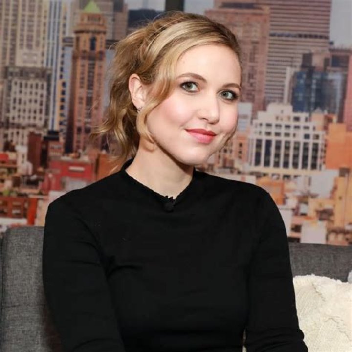 Taylor Tomlinson Net Worth, Age, Height, Bio, Birthday, Wiki!