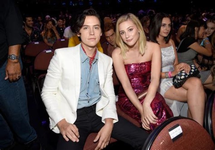The Cast of Riverdale Head To The Teen Choice Awards