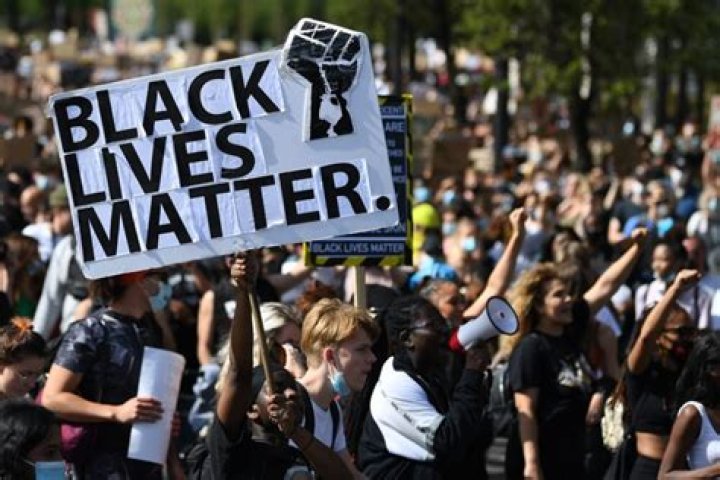 “The Gabbie Show” Talks #BlackLivesMatter And White Privilege