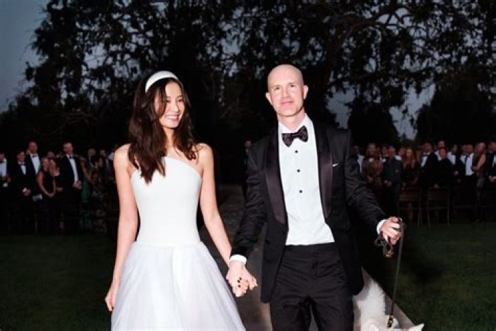 Tim Armstrong - Net Worth, Age, Height, Birthday, Bio, Wiki!