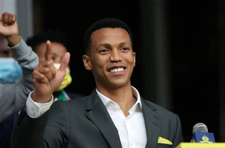 Tlhopie Motsepe Biography: House, Age, Instagram, Net Worth, Education, Twitter, Partner, Wikipedia, Wife