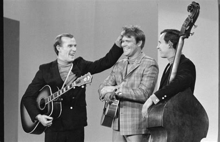 Tom Smothers Obituary