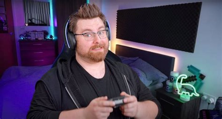TomSka