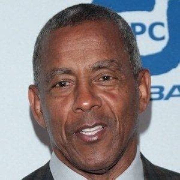 Tony Dorsett Net Worth, Age, Height, Bio, Birthday, Wiki!