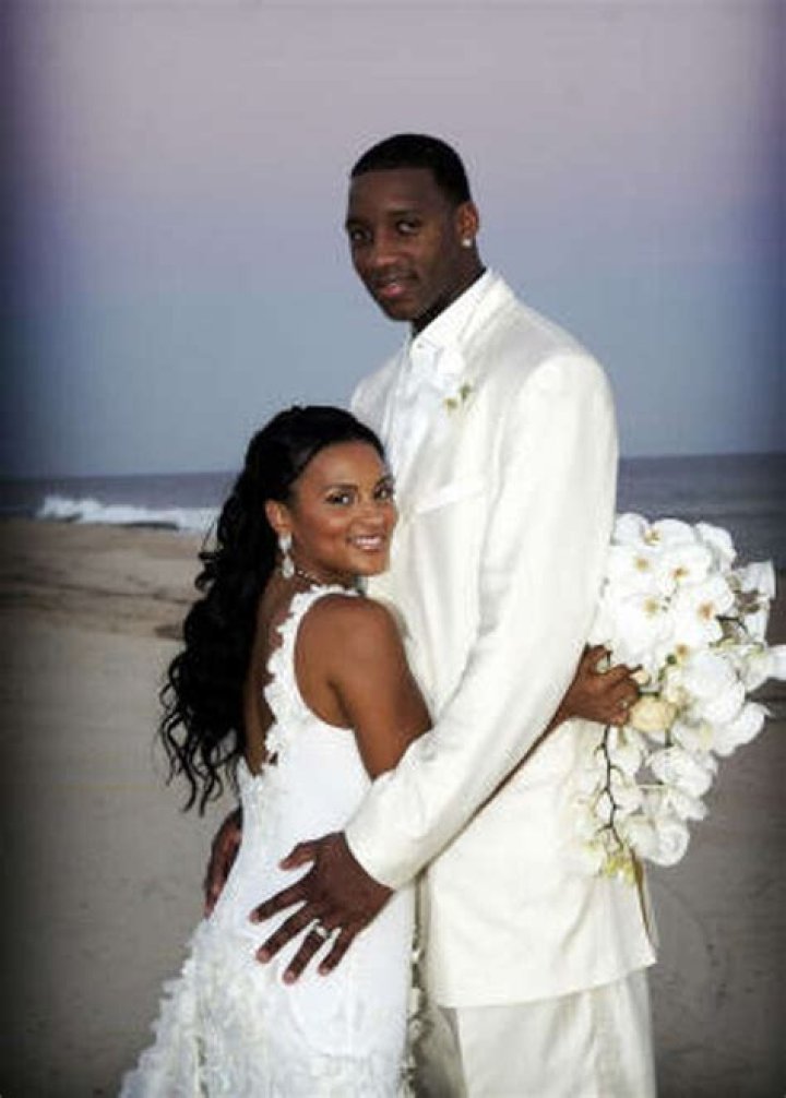Tracy McGrady: Wife, net worth, tattoos, smoking & body facts
