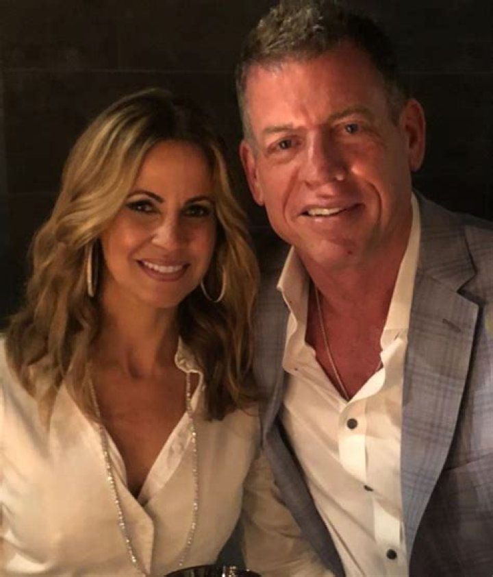 Troy Aikman's Wife Catherine 'Capa' Mooty Biography: Net Worth, Age, Husband, Children, Engagement Ring, Wikipedia, Instagram, Family, Measurement