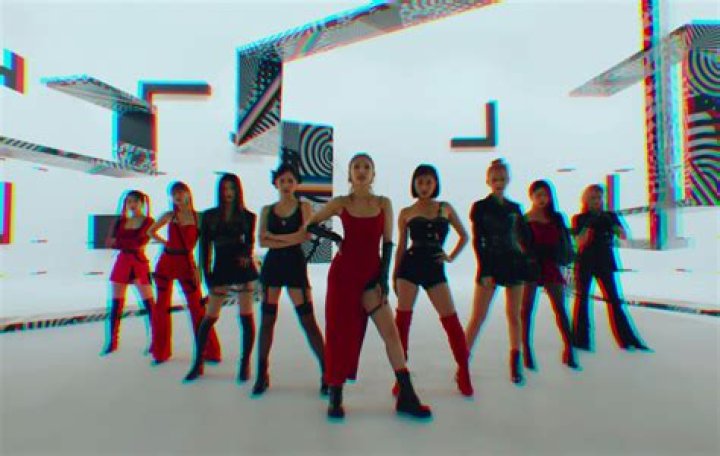 TWICE Releases Video for "Knock Knock"