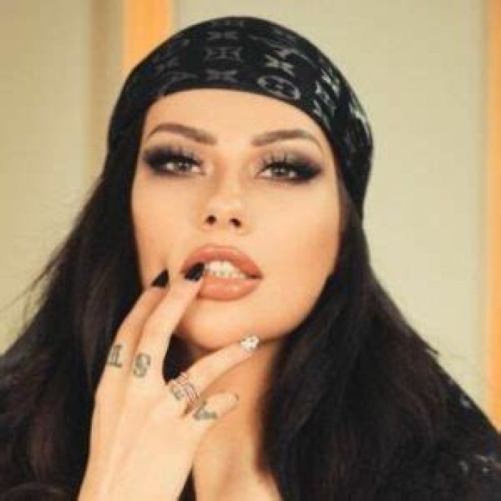 Vera Bambi- Wiki, Age, Husband, Ethnicity, Net Worth, Height, Career