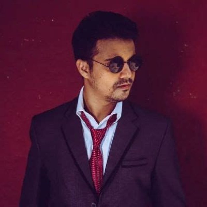 Virajas Kulkarni- Wiki, Age, Height, Net Worth, Wife, Marriage, Career
