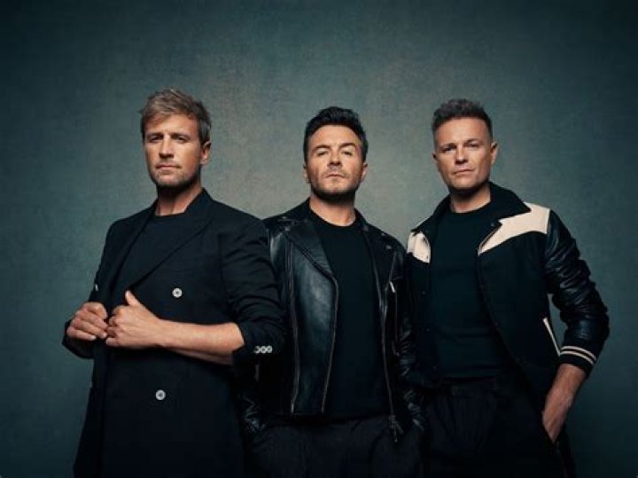 Westlife announce reunion - CelebMix