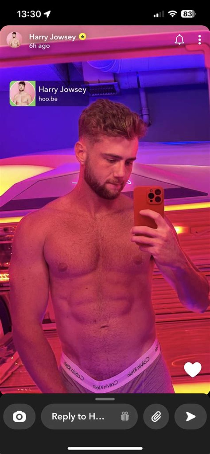 What is Hollyoaks' Snapchat? - CelebMix