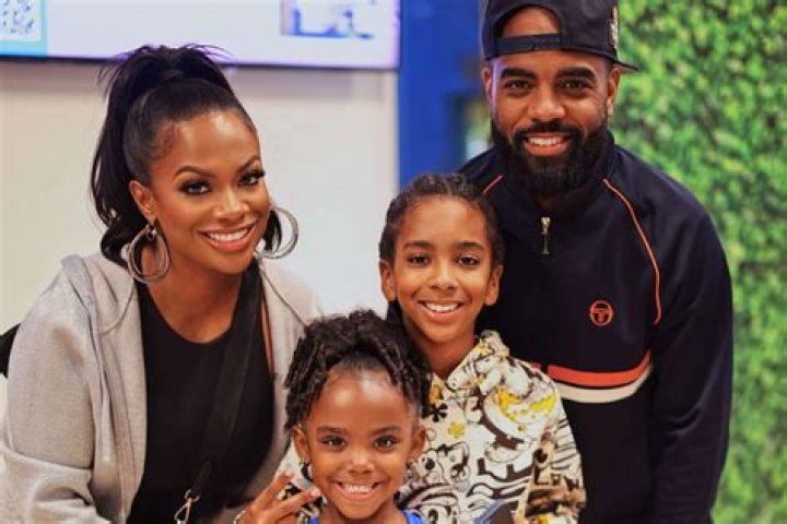 What is Kandi Burruss' Snapchat?