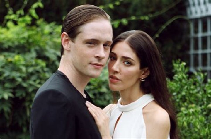Who is Caroline Polachek Dating – Caroline Polachek's Husband & Exes
