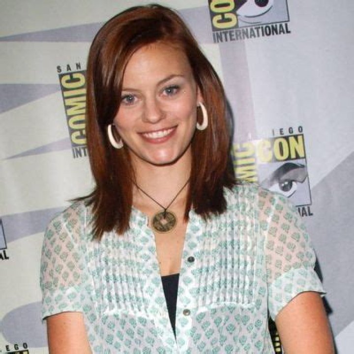 Who is Cassidy Freeman? Wiki, Age, Height, Net Worth, Husband, Marriage
