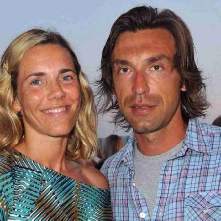 
Who is Deborah Roversi? Wiki, Age, Husband, Net Worth, Career	