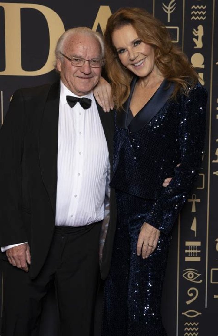 Who is Dr. Nikolai Jeuniewic? Rhonda Burchmore's husband Bio: Age, Net Worth, Wife, Children, Height, Nationality, Wikipedia