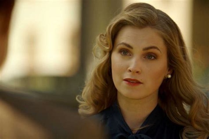 Who Is Eliza Taylor? Wiki, Age, Height, Husband, Net Worth, Ethnicity, Career