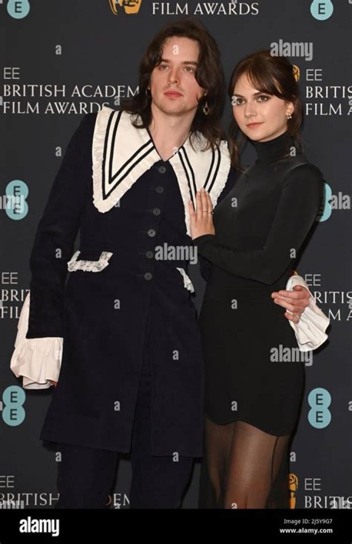 Who is Ferdia Walsh-Peelo Dating – Ferdia Walsh-Peelo's Girlfriend & Exes