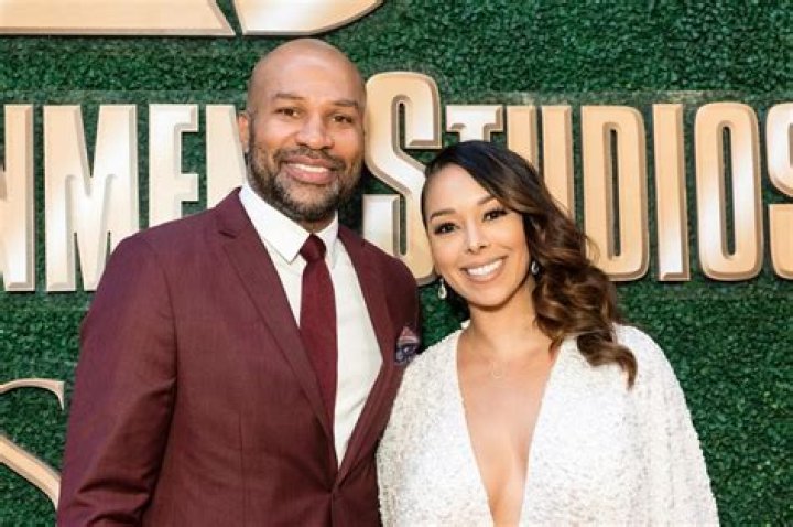 Who is Gloria Govan Dating – Gloria Govan's Boyfriend & Exes