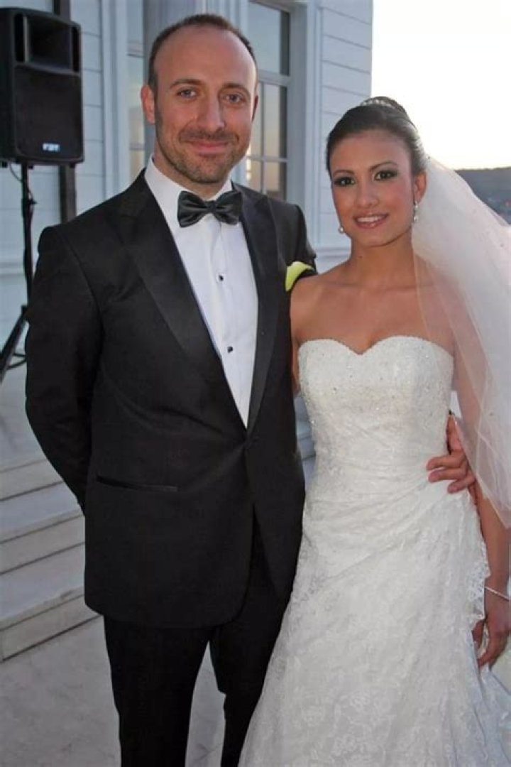 Who is Halit Ergenc Dating – Halit Ergenc's Wife & Exes
