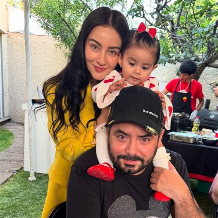 Who is Jose Eduardo Derbez Dating – Jose Eduardo Derbez's Girlfriend & Exes