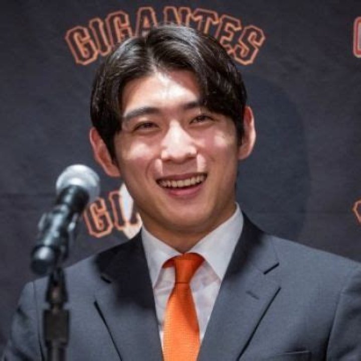 Who Is Jung Hoo Lee Married To | Baseball Player Relationship And Family Details