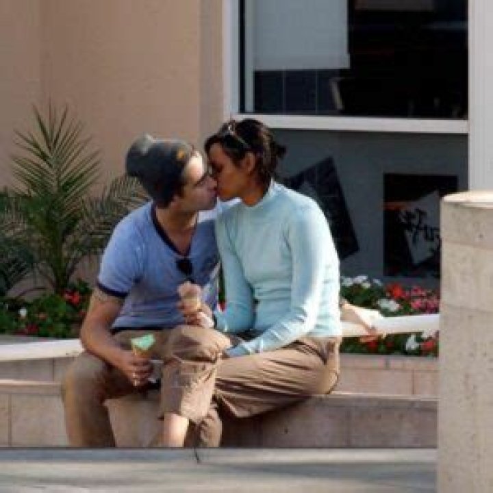 Who is Kim Bordenave? Wiki, Age, Height, Net Worth, Husband, Career