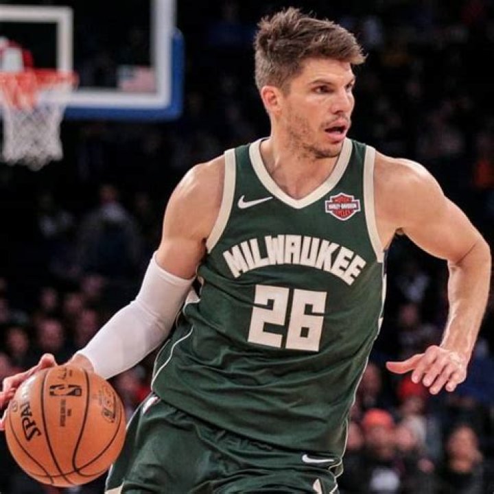 Who Is Kyle Korver? Wiki, Age, Height, Wife, Net Worth, Ethnicity, Career