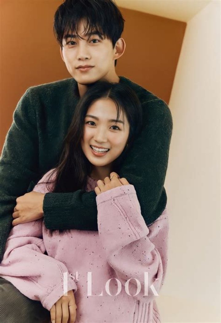 Who is Ok Taecyeon Dating – Ok Taecyeon's Girlfriend & Exes
