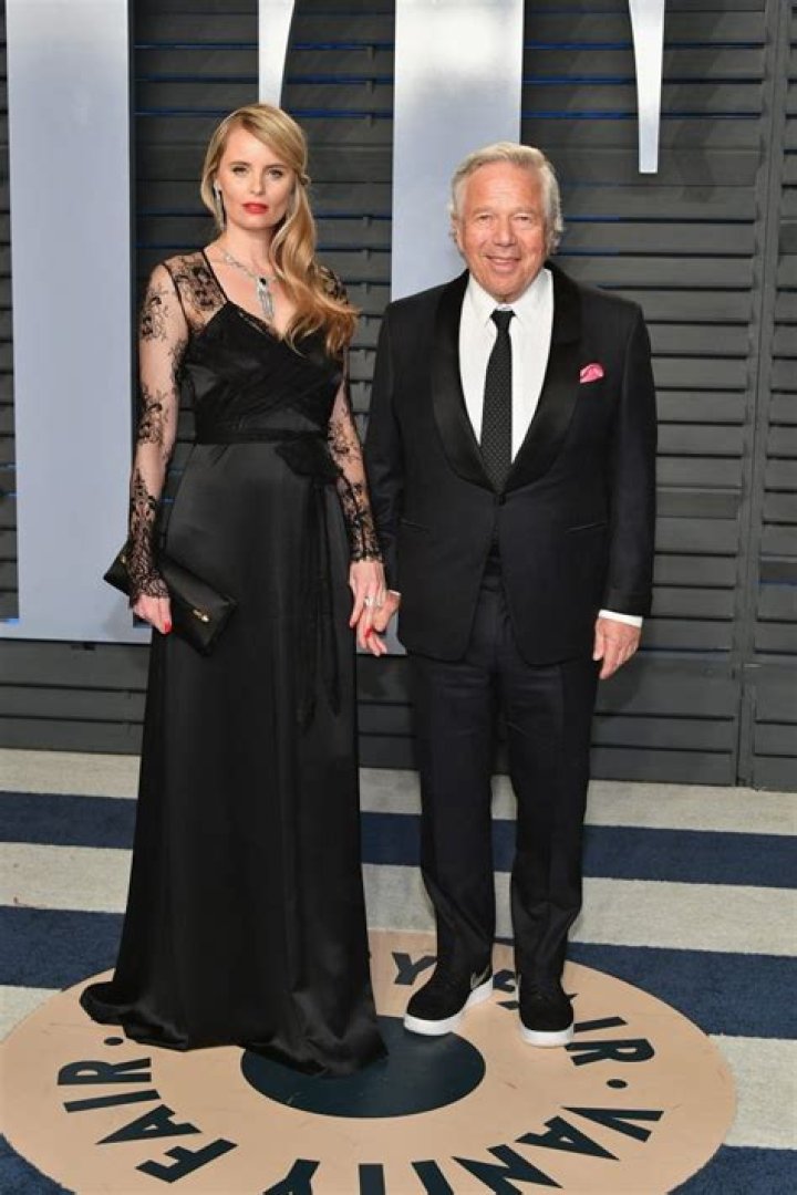 Who Is Ricki Noel Lander Baby Daddy? Is Robert Kraft Girlfriend Pregnant?