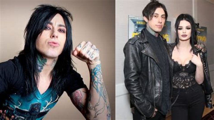 Who is Ronnie Radke Dating – Ronnie Radke's Girlfriend & Exes