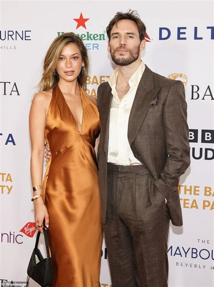 Who is Sam Claflin Dating – Sam Claflin's Wife & Exes