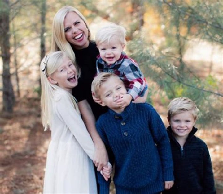 Who is Sean Feucht? Explore His Wiki, Bio, Age, Height, Wife, Let Us Worship Rallies, Instagram, Net Worth!!