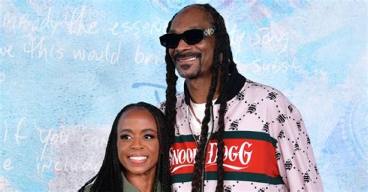 Who is Snap Dogg Dating – Snap Dogg's Girlfriend & Exes