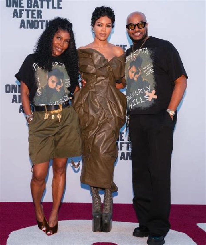 Who is Teyana Taylor Father Tito Smith? Mom Nikki and Parents Ethnicity