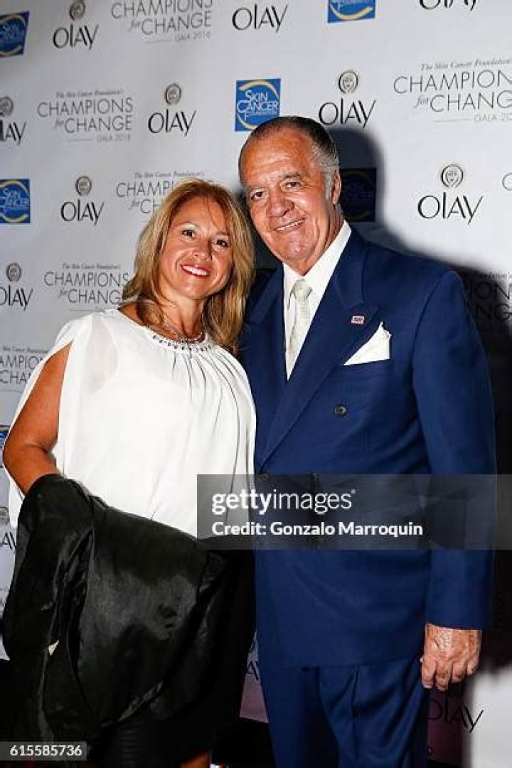 Who is Tony Sirico ? Wiki, Age, Wife, Net Worth, Ethnicity, Height, Career