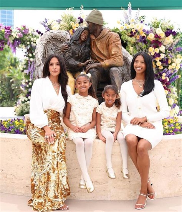 Who Was Kobe Bryants Uncle? Chubby Cox and Joe Bryant, Family Details