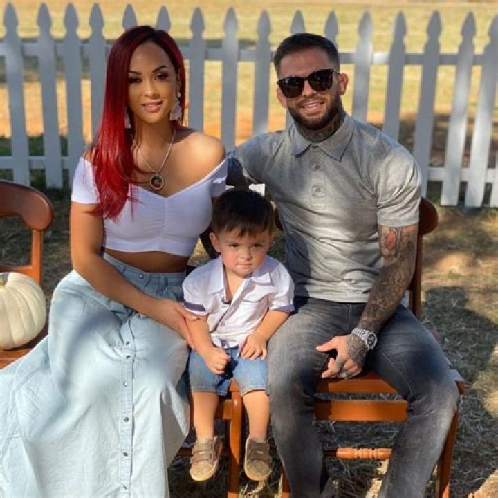 Wiki, Height, Net Worth, Career, Boyfriend Of Danny Pimsanguan