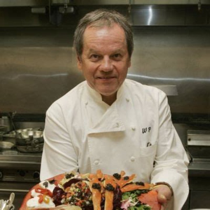 Wolfgang puck Net Worth & Income: How Rich Is He? Lifestyle & Career