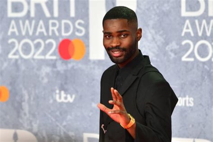 Young King Dave Net Worth, Age, Height, Bio, Birthday, Wiki!