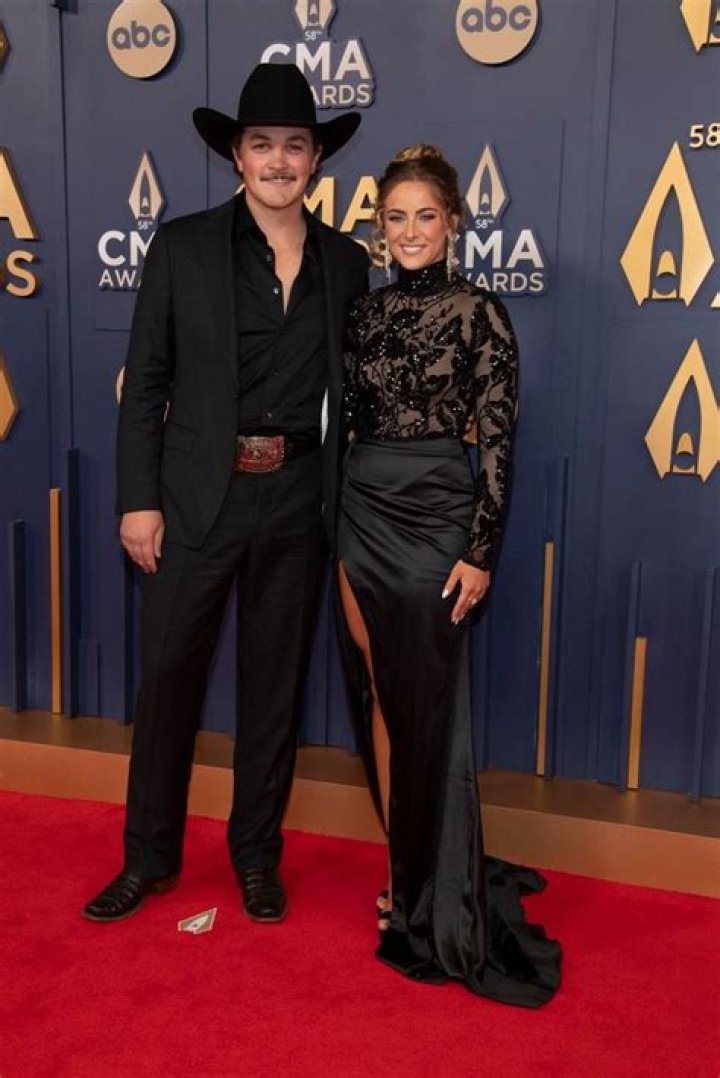 Zach Towers’s Girlfriend: Who is Zach Towers Dating?