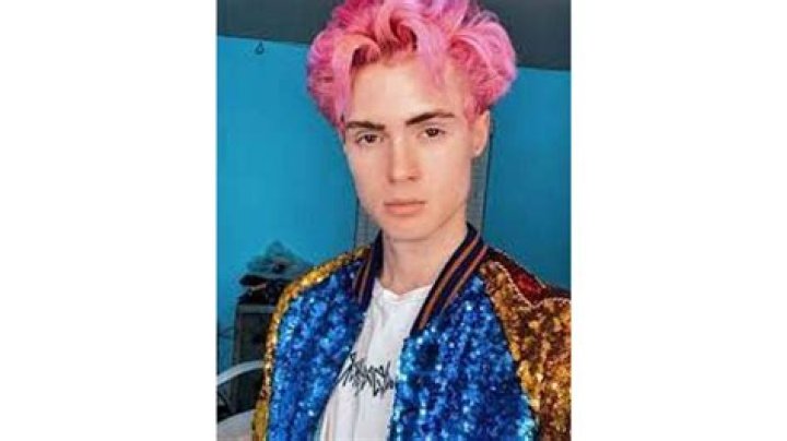 ZacharyZaxor Net Worth, Age, Height, Bio, Birthday, Wiki!