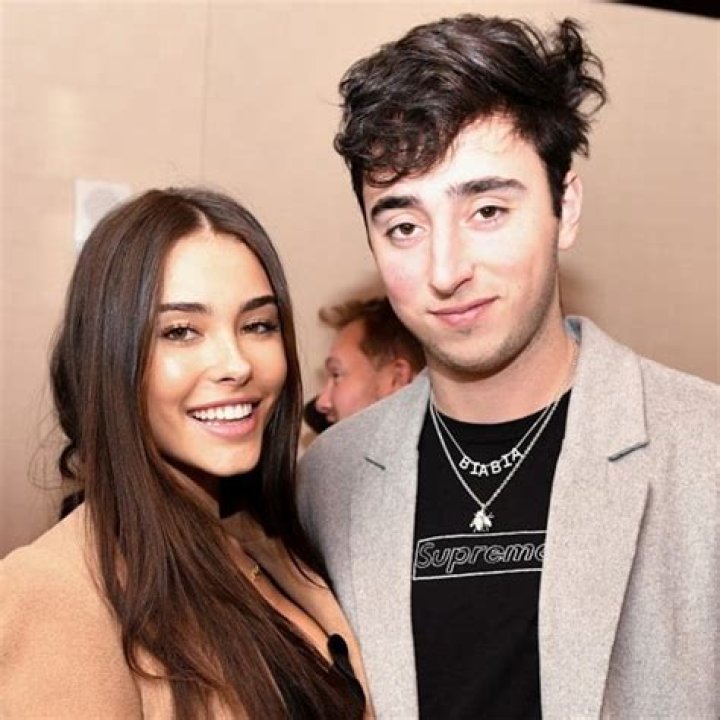 Zack Bia- Net Worth, Bio, Age, Girlfriend, Height, Ethnicity, Career